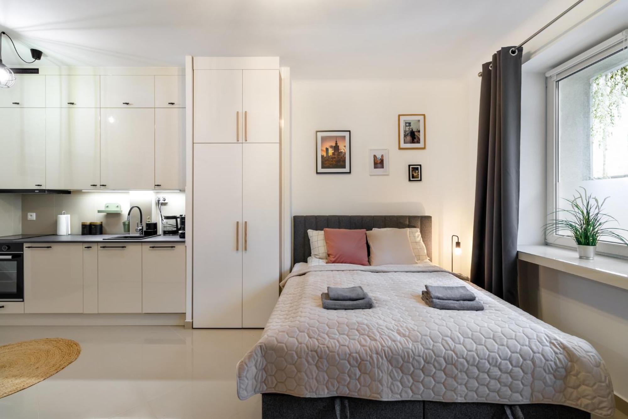 - Great Location- Center - Orla